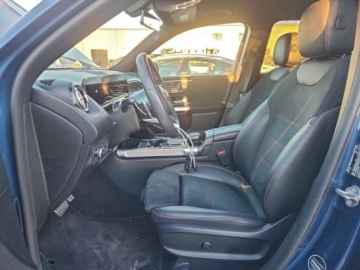Mercedes GLB 2021 Mercedes-Benz GLB 250 2021 2.0 Benzyna 221KM, zdjęcie 7