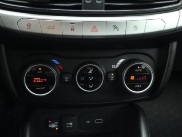 Fiat Tipo II Sedan 1.4 95KM 2020 Fiat Tipo 1.4 16V, Salon Polska, GAZ, Klima, zdjęcie 12