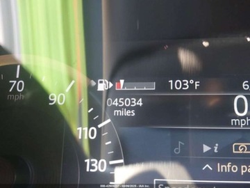 Jaguar F-Pace 2022 Jaguar F-Pace S P250 2022 2.0l 2.0 Benzyna 246KM, zdjęcie 11