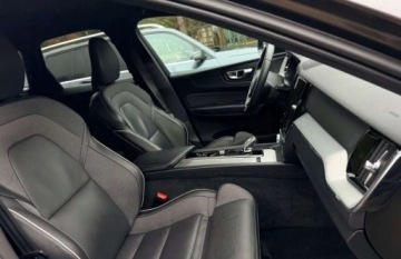 Volvo XC60 II 2023 Volvo XC 60 FullLed El.Klapa Podgrz Fotele Kierow Skora Kamera Harman Alu, zdjęcie 33