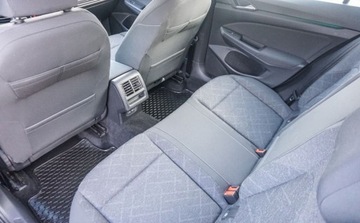 Volkswagen Golf VIII Variant 1.5 eTSI 150KM 2021 Volkswagen Golf 1,5 E-TSI 150 KM 1.5 Benzyna 150KM, zdjęcie 10