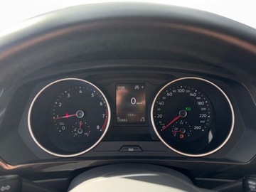 Volkswagen Tiguan II SUV Facelifting 1.5 TSI 150KM 2022 Volkswagen Tiguan pakiet zimowy, tempomat aktywny, lane assist, 1.5 Benzyna, zdjęcie 17