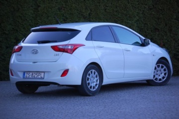 Hyundai i30 II Hatchback 3d 1.6 GDI 135KM 2013 HYUNDAI i30 1.6BENZ LED KLIMA SPRAWNA GRZANE FOTELE TEMPOMAT, zdjęcie 3