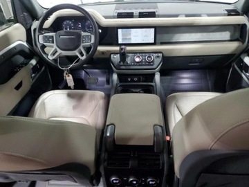 Land Rover Defender IV (L663) 2023 Land Rover Defender 2023r., 110 SE, od ubezpieczalni 3.0 Benzyna 395KM, zdjęcie 7