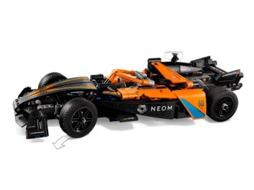 LEGO Technic Гоночный автомобиль McLaren Formula E 42169