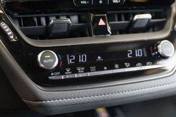 Toyota Corolla XII Hatchback Facelifting 1.8 Hybrid 140KM 2024 Toyota Corolla 1.8 Hybrid Style hatchback 1.8 Hybryda 140KM, zdjęcie 21