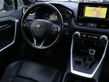 Toyota RAV4 IV MPV Facelifting 2.5 Hybrid 197KM 2018 Toyota RAV 4 2.5 Hybrid, Salon Polska, Serwis ASO, zdjęcie 6