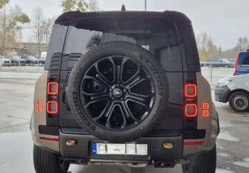 Land Rover Defender IV (L663) 90 5.0P V8 525KM 2025 Land Rover Defender Defender MY25.5 4.4P V8 635 PS AWD Auto 110 OCTA 5.0, zdjęcie 9