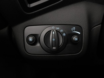 Ford Kuga III 2019 Ford Kuga automat skóra/alcantara navi klima auto, zdjęcie 32