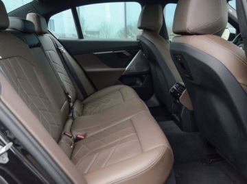 BMW Seria 5 G90-91 Sedan 2.0 20d 197KM 2025 BMW Seria 5 BMW 520d xDrive Sedan 2.0 Hybryda 197KM, zdjęcie 26