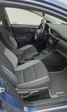Toyota Auris II Touring Sports Facelifting 1.8 Hybrid 136KM 2017 Toyota Auris 1,8 benzyna Hybryda 136 KM automat Salon Polska II wlasciciel, zdjęcie 16