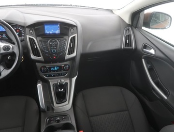 Ford Focus III Kombi 1.0 EcoBoost 125KM 2013 Ford Focus 1.0 EcoBoost, Navi, Klima, Klimatronic, zdjęcie 7