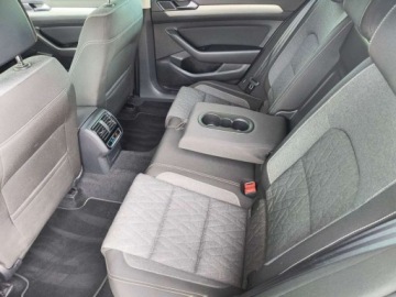 Volkswagen Passat B8 Variant Facelifting 2.0 TDI SCR 200KM 2022 Volkswagen Passat ASO 2.0TDI 200KM Dig.Cockpit AppConnect LED kamera grz.s, zdjęcie 10