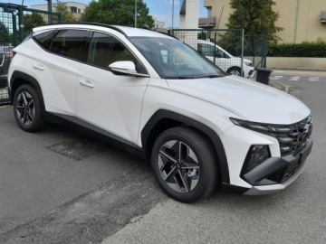 Hyundai Tucson IV 2026 HYUNDAI Tucson 1.6 T-GDi Executive 2WD DCT Suv 150KM 2026