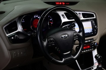 Kia Ceed I SW Facelifting 1.6 CRDi VGT 128KM 2012 Kia Ceed 1.6 CRDI Climatronic Led Navi Kamera ..., zdjęcie 22