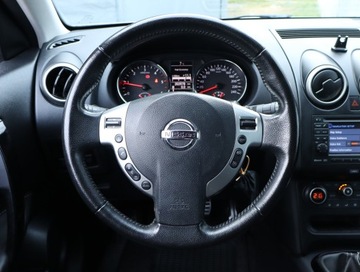 Nissan Qashqai I Crossover Facelifting  1.6 dCi 130KM 2013 Nissan Qashqai 1.6 dCi, Salon Polska, zdjęcie 19