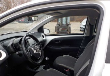 Toyota Aygo II Hatchback 3d Facelifting 1.0 VVT-i 72KM 2020 Toyota Aygo Okazja Benzyna 72KM, zdjęcie 21