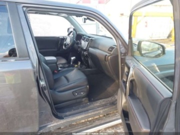 Toyota 2021 Toyota 4-Runner Trd Off Road Premium 2021 4.0 Benzyna 270KM, zdjęcie 9