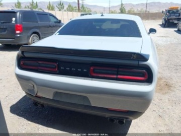 Dodge Challenger III 2021 Dodge Challenger RT Scat Pack 2021 6.4l 6.4 Benzyna 485KM, zdjęcie 4