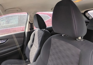 Nissan Qashqai II Crossover 1.2 DIG-T 115KM 2015 Nissan Qashqai 2015r, 1.2 Benzyna. Uszkodzony przod. Jezdzi. 1.2 Benzyna, zdjęcie 7