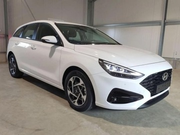 Hyundai i30 III 2025 HYUNDAI i30 1.5 T-GDI 48V Smart Combi 140KM 2025, zdjęcie 2