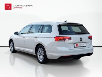 Volkswagen Passat B8 Variant Facelifting 2.0 TDI SCR 150KM 2021 Volkswagen Passat Faktura VAT DSG Hak Kamera Aut.ParkowanieModel 2022, zdjęcie 2