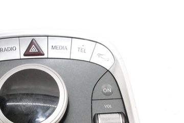 KNOFLÍK ŘÍZENÍ NAVIGACE MERCEDES-BENZ S (W222, V222 X222)