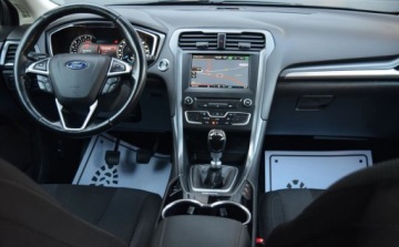 Ford Mondeo V Kombi 2.0 TDCi 150KM 2016 Ford Mondeo SW 2.0 TDCI Titanium Edition Navi Alum Pdc 2.0 Diesel 150KM, zdjęcie 34