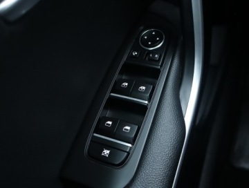 Kia XCeed PHEV 1.6 GDi Plug-in Hybrid 141KM 2022 Kia XCeed Plug-in-Hybrid, Salon Polska, zdjęcie 9