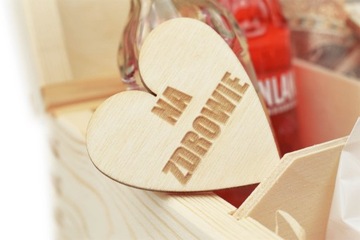 Подарок жениху и невесте от фрейлины – незаменимая вещь