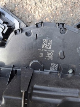 AUDI VW SKODA SEAT 5TA839016L ZÁMEK DVEŘE PRAVÝ