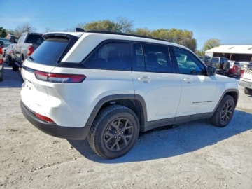 Jeep Grand Cherokee V 2025 Jeep Grand Cherokee Laredo 2025 3.6 Benzyna 293KM, zdjęcie 3