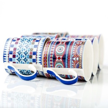 ZESTAW 4 KUBKÓW PORCELANOWYCH 330ML NA PREZENT