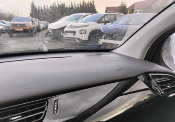 Citroen C3 II Hatchback facelifting 1.2 VTi 82KM 2014 Citroen C3 2014r, SALON POLSKA. 1.2 Benzyna. Lekko przetarty prawy bok. Je, zdjęcie 12