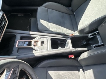 Cupra Formentor Crossover 1.5 TSI 150KM 2025 Cupra Formentor 1.5 eTSI 150KM Pakiet Dynamic Desi, zdjęcie 29