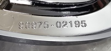 NOVÝ ORIGINÁLNÍ ZNAK ZNAKY PŘEDNÍ TOYOTA AYGO II 2 - 90975-02195