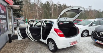 Hyundai i20 I Hatchback 5d 1.2 DOHC 78KM 2011 Hyundai i20 Oplacony do rejestracji serwisowany 2 kpl. Kol. 1.2 Benzyna, zdjęcie 20