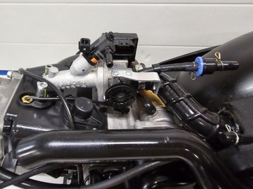 Двигатель Peugeot Kisbee 50 4T в сборе