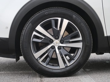 Peugeot 3008 II Crossover 1.2 PureTech 130KM 2018 Peugeot 3008 1.2 PureTech, Skóra, Navi, Klima, zdjęcie 14