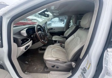 Chrysler Pacifica II 2017 Chrysler Pacifica 2017 Chrysler Pacifica 3.6L - w Polsce po oplatach i akc, zdjęcie 11