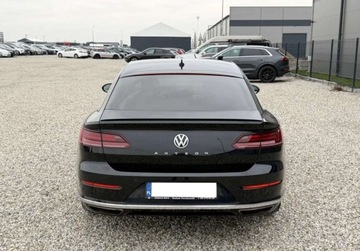 Volkswagen Arteon Fastback 2.0 TSI 190KM 2017 Volkswagen Arteon 2.0 TSI 190 KM R-Line 163.000 km 1 wlasciciel Warsza, zdjęcie 11