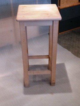 Taboret barowy z litego drewna bukowego