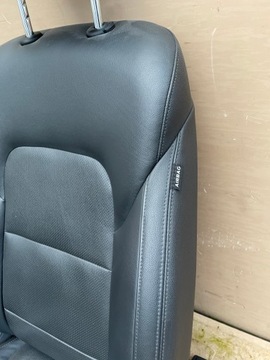 HYUNDAI TUCSON II KOMPLET SEDADLA KŮŽE OHŘÍVAČ VENTILOVANÝ