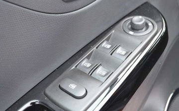 Renault Captur I Crossover 1.2 TCe EDC 120KM 2015 Renault Captur bezwypadkowy - Niski przebieg - automat - najbogatsza wersja, zdjęcie 21