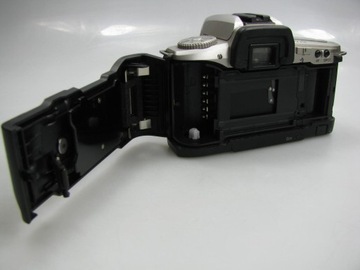 MINOLTA DYNAX 4 — корпус/камера