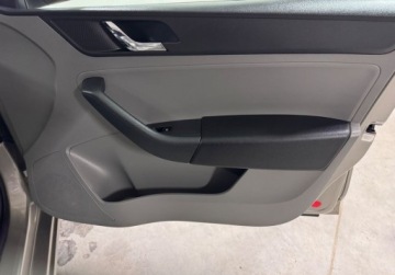 Skoda Rapid II Spaceback 1.2 TSI 85KM 2014 Skoda RAPID krajowyserwis2 wlascicielibogata wersja 1.2 Benzyna 105KM, zdjęcie 17