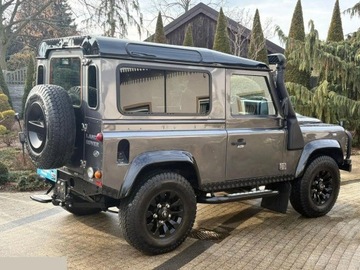 Land Rover Defender III 90 Station Wagon 2.2 TD4 122KM 2016 Land Rover Defender Limited Edition 90 DPF E 122KM 2016r możliwa zamiana, zdjęcie 31