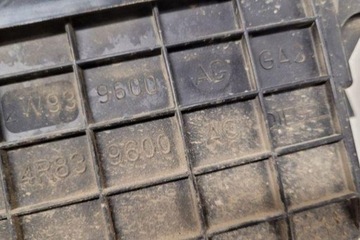 POUZDRO FILTRU VZDUCHU JAGUAR S-TYPE (X200) 2W939600AG 2.7L DIESEL 152KW