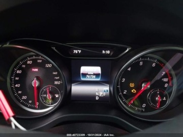 Mercedes CLA C118/X118 2019 Mercedes-Benz CLA 2019r., 2.0l, od ubezpieczalni 2.0 Benzyna 208KM, zdjęcie 10