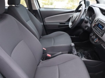 Toyota Yaris III 2018 Toyota Yaris 1.0 VVT-i, Salon Polska, zdjęcie 8